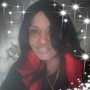 Meet your Posher, Iris